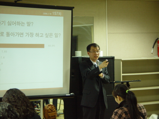 pr157_2009.02.19_2.jpg