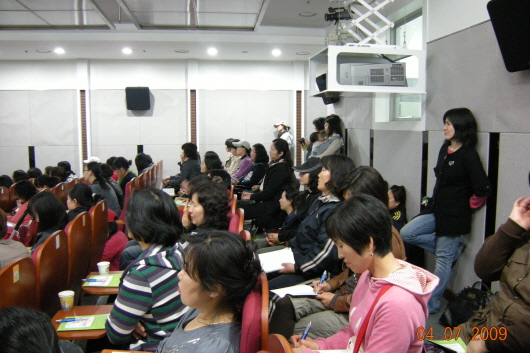 pr182_2009.04.07_2.jpg